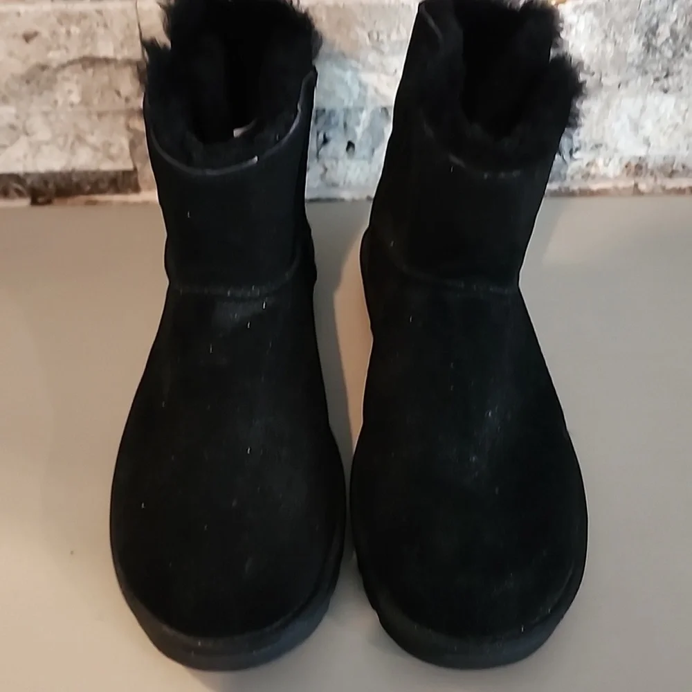 UGG  Black Fur-Lined Boots - Picture 3 of 10
